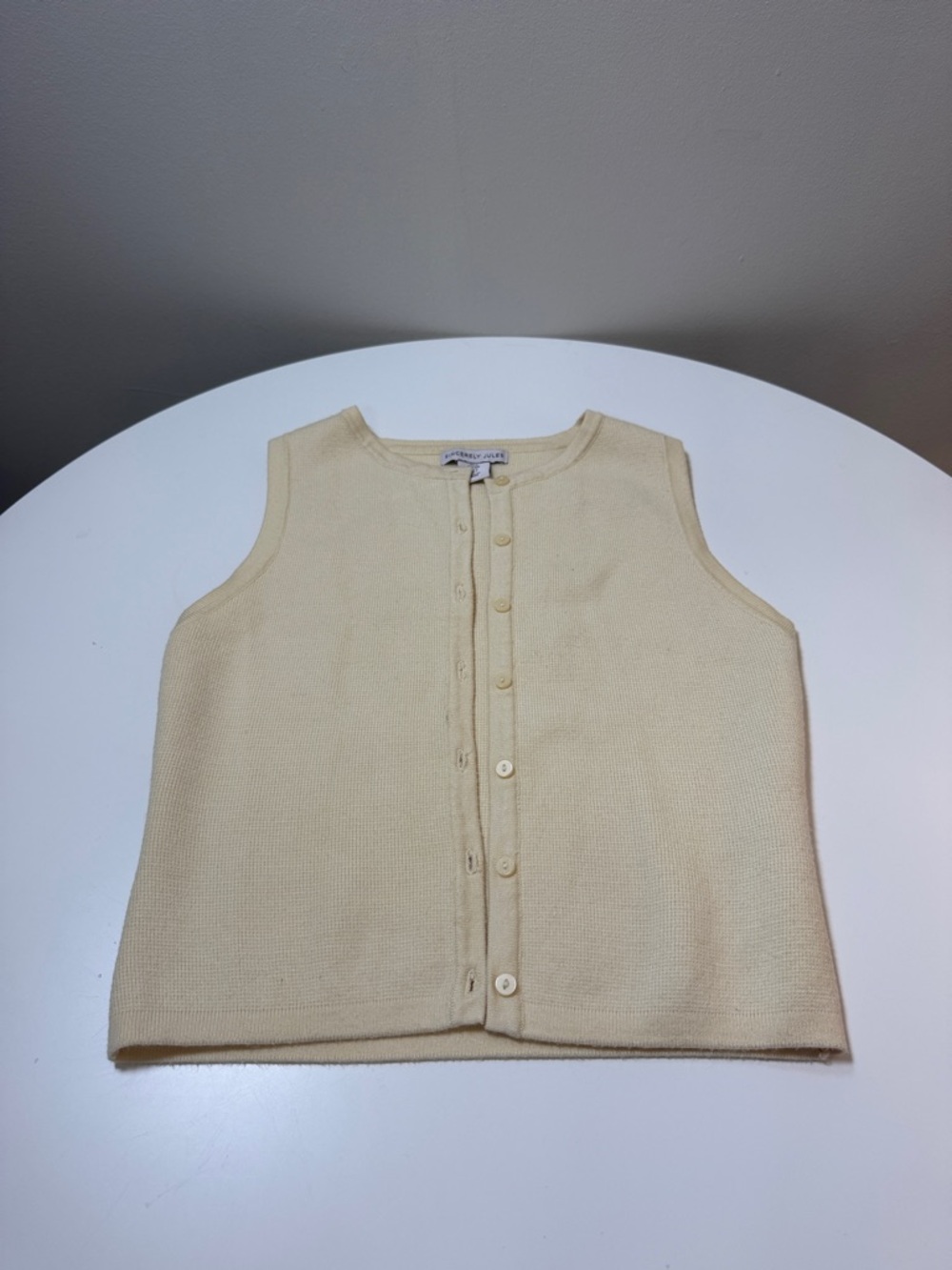 Sincerly Jules Cream Button-Front Knit Sleeveless Top